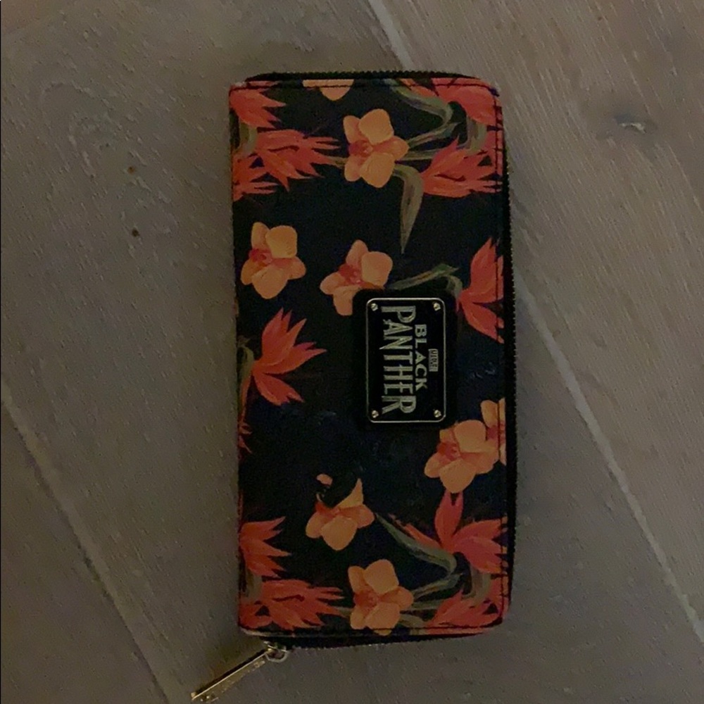 Black panther loungefly wallet